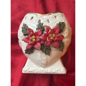 International Bazaar Poinsettia Heart Vase (44142194)